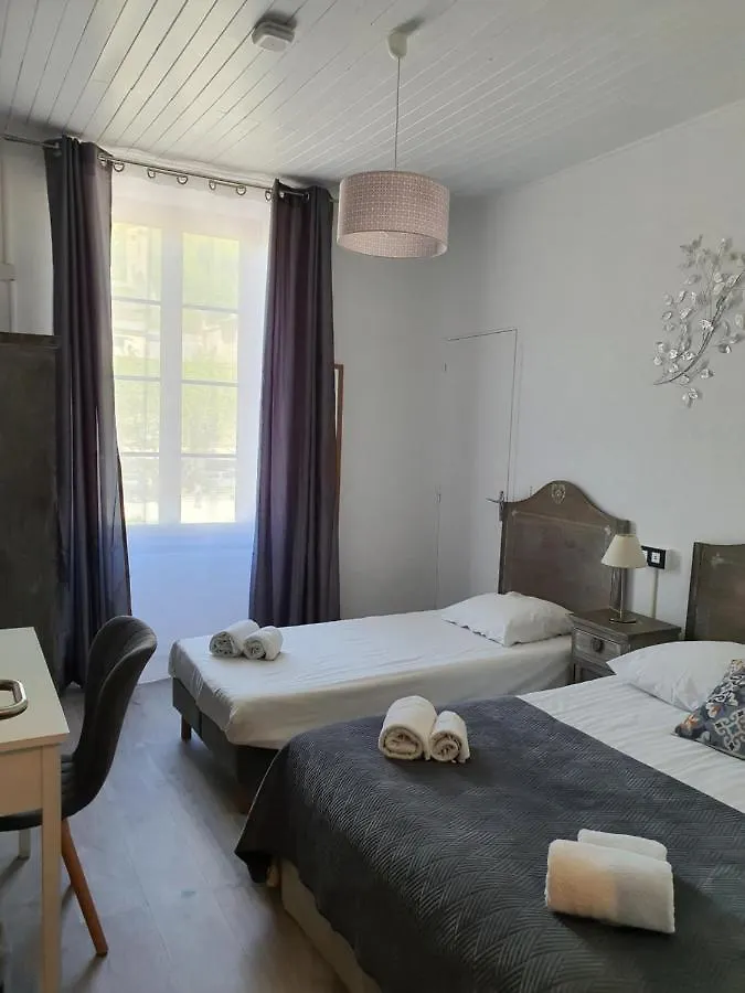 קסטלאנטה Ma Petite Auberge מלון