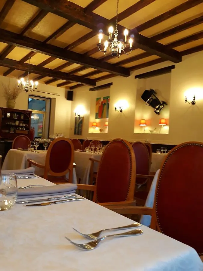 קסטלאנטה Ma Petite Auberge 2*,  צרפת